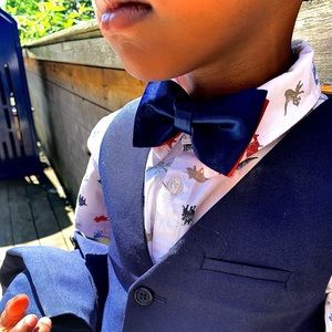Bow-tie